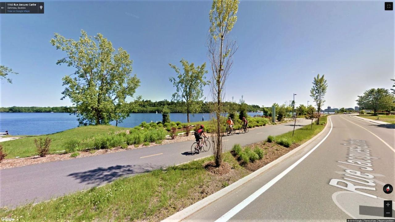 Kokomo Inn Bed And Breakfast Ottawa-Gatineau'S Only Tropical Riverfront B&B On The National Capital Cycling Pathway Route Verte #1 - For Adults Only - Chambre D'Hotes Tropical Aux Berges Des Outaouais Bnb #17542O المظهر الخارجي الصورة